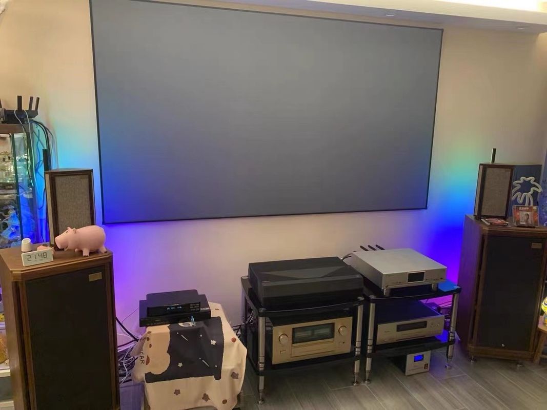 Đèn góc có thể điều chỉnh RGB thông minh để trang trí ngày lễ trong thiết kế đơn giản