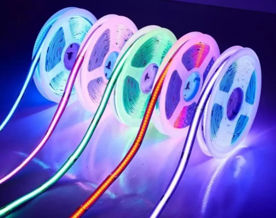 Đèn Flux ánh sáng lm 1000 24V 576 leds/meter RGB COB LED Soft Light Strip trực tiếp tốt