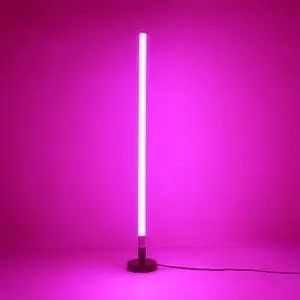 1.5m Đèn chơi game Phòng khách Ánh sáng môi trường với đèn sàn góc LED đứng